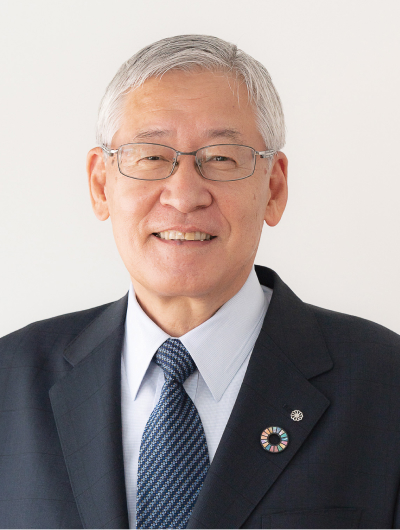 片山 健也氏